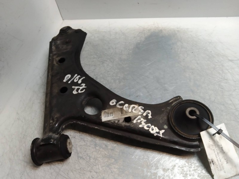 Recambio de brazo suspension inferior delantero izquierdo para opel corsa d 1.3 16v cdti referencia OEM IAM   