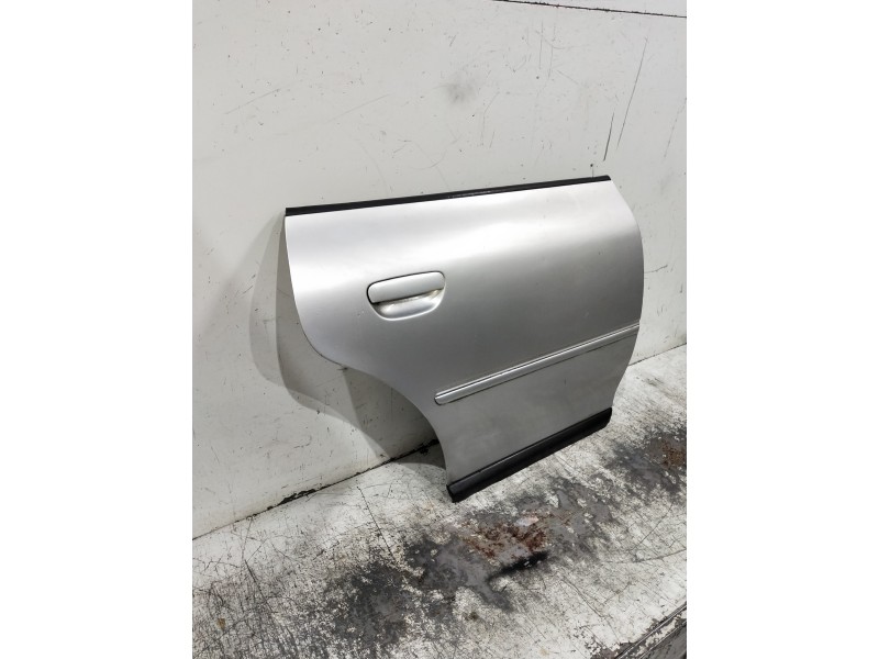 Recambio de puerta trasera derecha para audi a3 (8l) referencia OEM IAM   5P