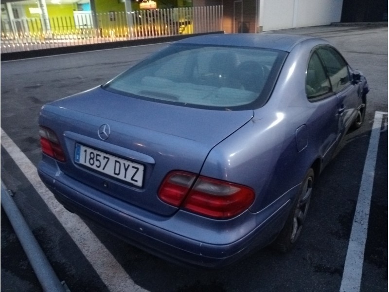 mercedes clase clk (w208) coupe del año 2006