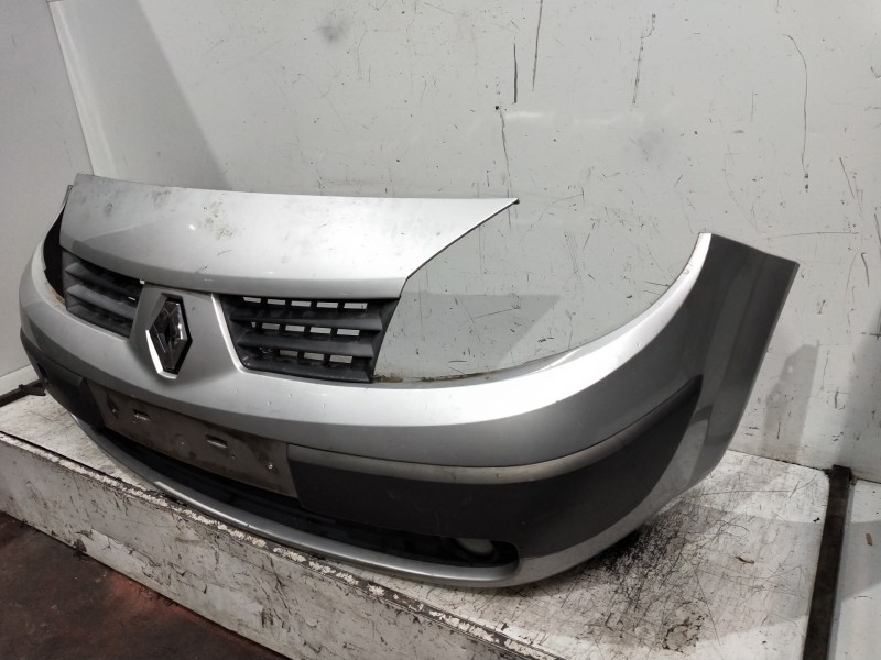 Recambio de paragolpes delantero para renault scenic ii referencia OEM IAM   