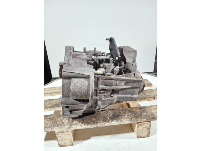 Recambio de caja cambios para volkswagen caddy furgón/kombi referencia OEM IAM UFX 12042164 FM6C9008 0268 6V