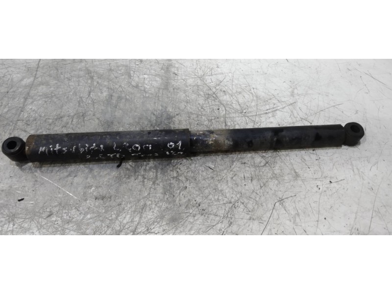 Recambio de amortiguador trasero izquierdo para mitsubishi l 200 (k6/7) 2500 td glx (4-ptas.) referencia OEM IAM   