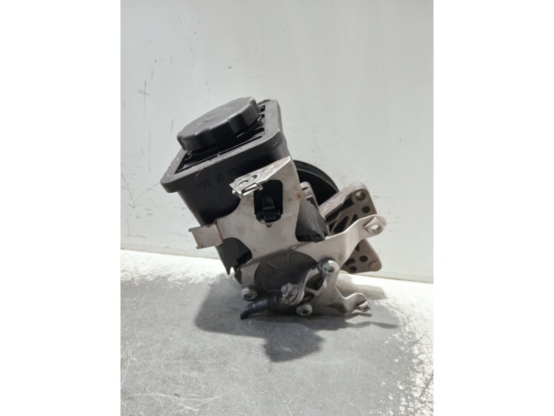 Recambio de bomba direccion para bmw serie 3 compact (e46) referencia OEM IAM 675657501E 7692974519 