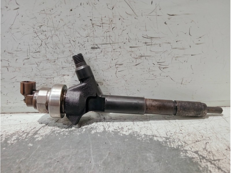 Recambio de inyector para opel zafira b referencia OEM IAM 8973762703  DENSO