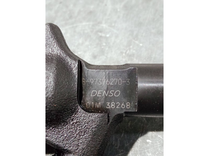 Recambio de inyector para opel zafira b referencia OEM IAM 8973762703  DENSO
