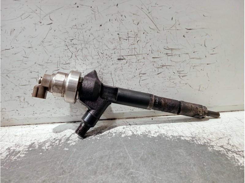 Recambio de inyector para opel zafira b referencia OEM IAM 8973762703  DENSO
