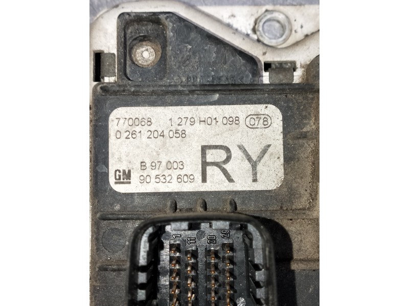 Recambio de centralita motor uce para opel corsa b referencia OEM IAM 0261204058 90532609 