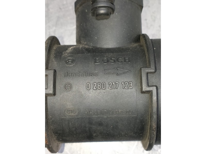 Recambio de caudalimetro para opel corsa b referencia OEM IAM 0280217123  