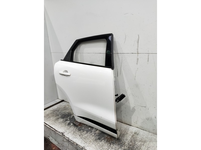 Recambio de puerta trasera izquierda para jaguar f-pace referencia OEM IAM   5P Recambio de puerta trasera izquierda para jaguar f-pace referencia OEM IAM   5P