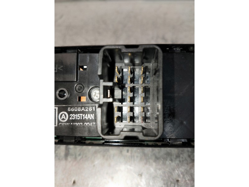 Recambio de mando elevalunas delantero izquierdo para mitsubishi asx (ga0w) motion 2wd referencia OEM IAM 8608A261 2315T14AN 