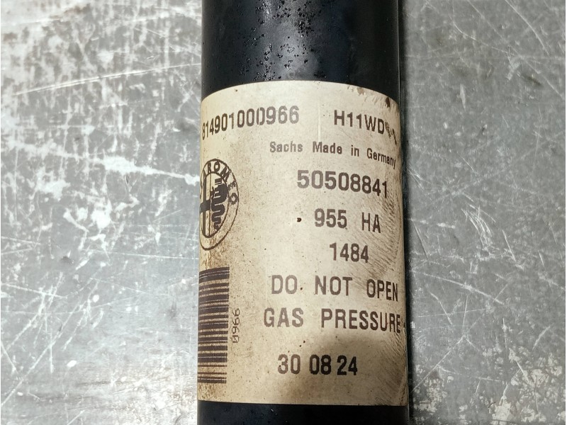 Recambio de amortiguador trasero izquierdo para alfa romeo mito (145) referencia OEM IAM 814901000966 50508841955 