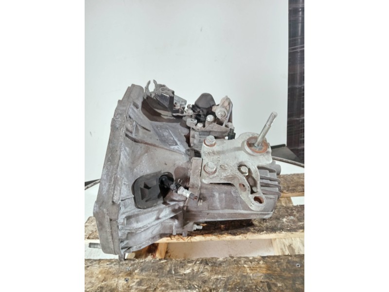 Recambio de caja cambios para fiat bravo (198) referencia OEM IAM 234941 1179979 21235937 5V