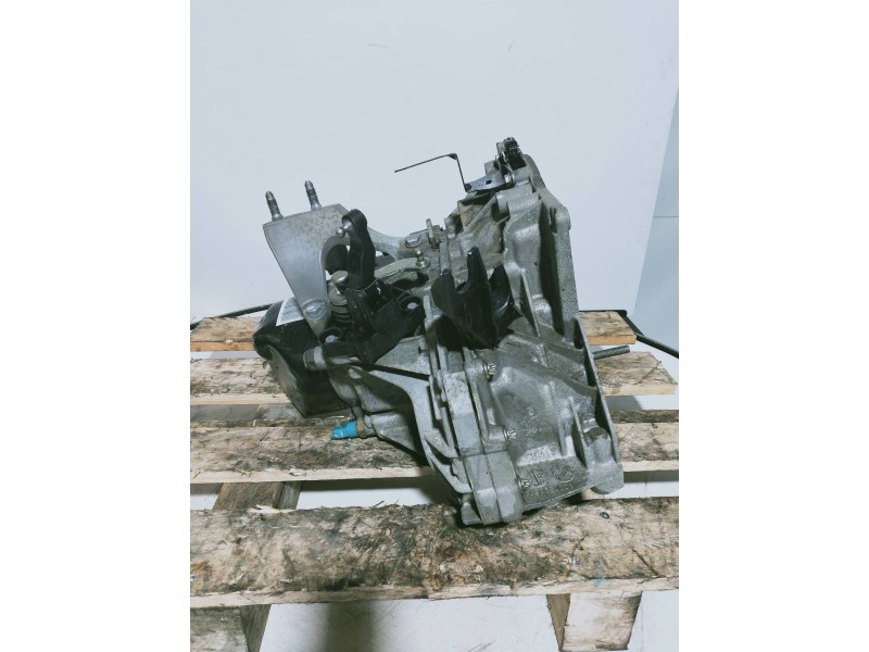 Recambio de caja cambios para dacia sandero ambiance referencia OEM IAM JH3360 S015303 