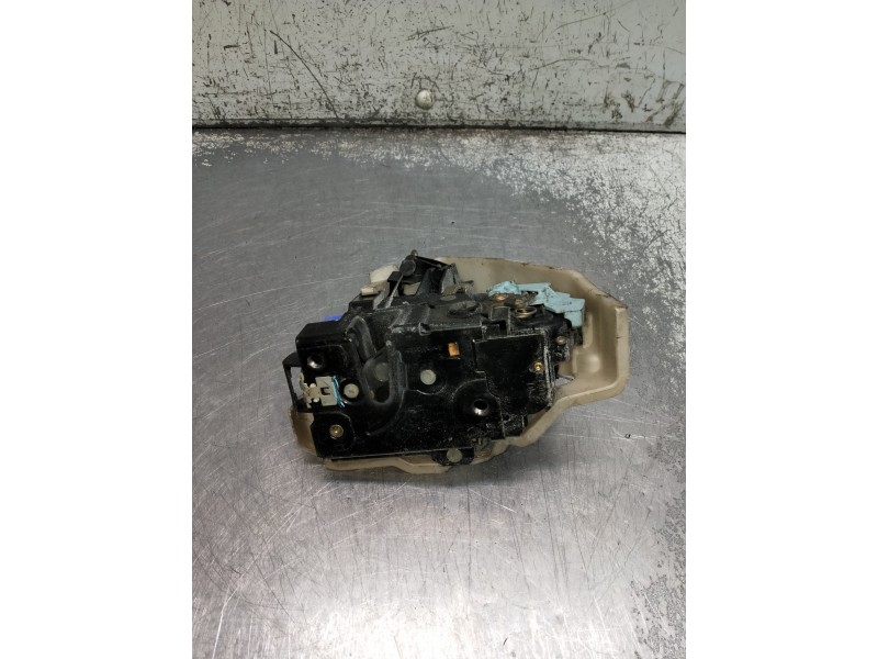 Recambio de motor cierre centralizado trasero derecho para volkswagen golf v berlina (1k1) referencia OEM IAM   5P