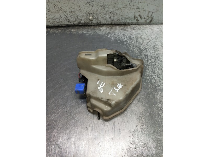 Recambio de motor cierre centralizado trasero derecho para volkswagen golf v berlina (1k1) referencia OEM IAM   5P