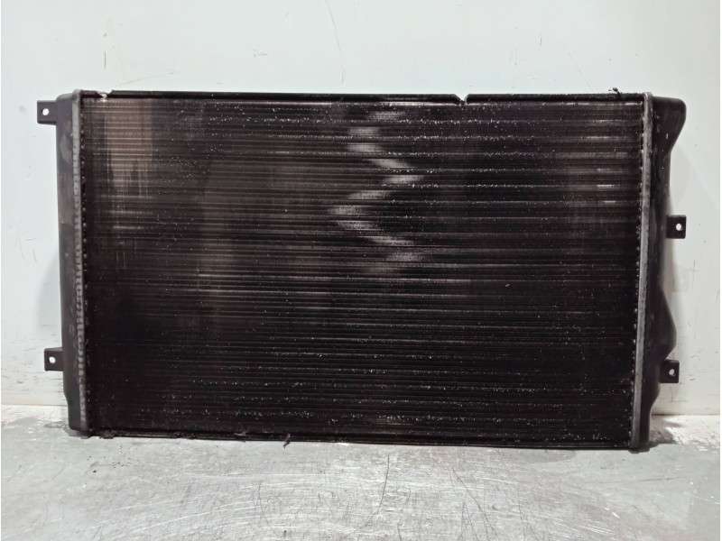 Recambio de radiador agua para seat leon (1p1) referencia OEM IAM 1K0121253BB  