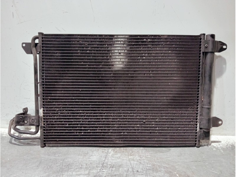 Recambio de condensador / radiador aire acondicionado para seat leon (1p1) referencia OEM IAM 1K0298403A  