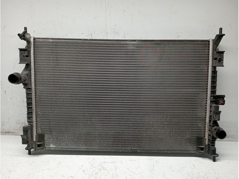 Recambio de radiador agua para citroen c4 picasso referencia OEM IAM 9809141780  