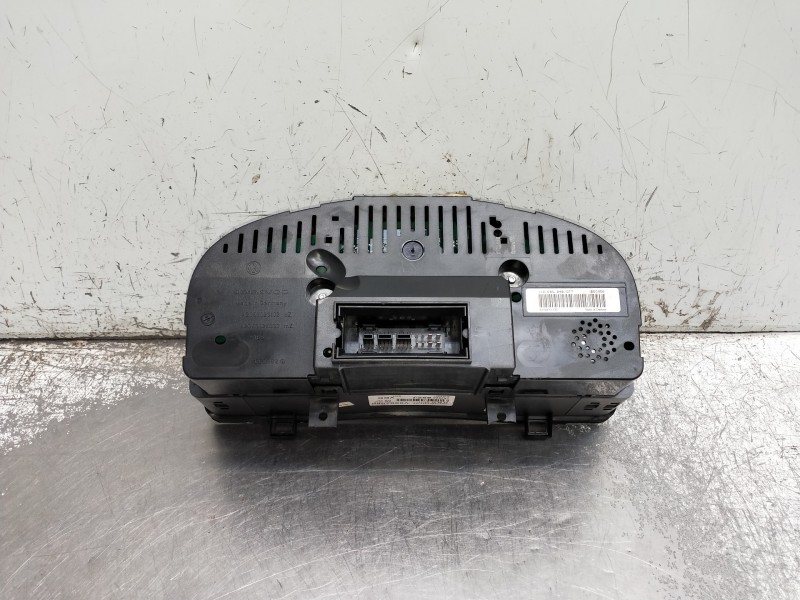 Recambio de cuadro instrumentos para volkswagen golf v berlina (1k1) referencia OEM IAM 110080246  