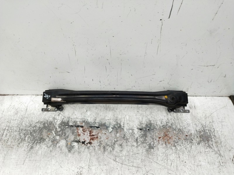 Recambio de refuerzo paragolpes delantero para seat leon (1p1) referencia OEM IAM   