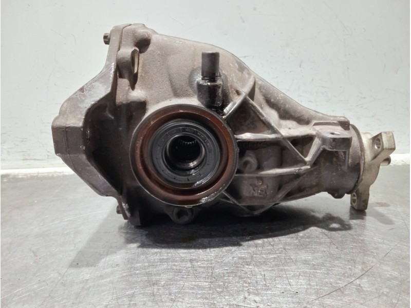 Recambio de diferencial trasero para mercedes clase c (w204) berlina referencia OEM IAM A2093510205 A2043510408 
