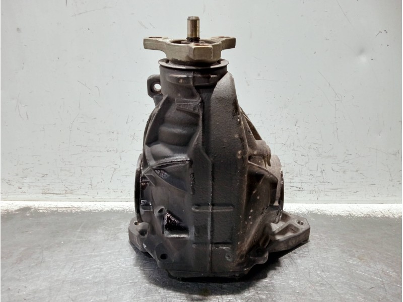 Recambio de diferencial trasero para mercedes clase c (w204) berlina referencia OEM IAM A2093510205 A2043510408 