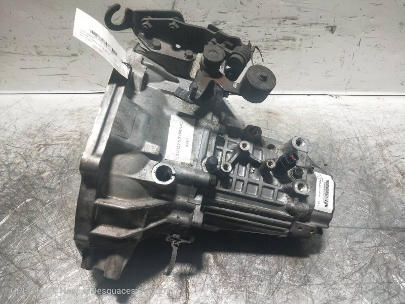 Recambio de caja cambios para hyundai elantra (xd) 1.6 16v cat referencia OEM IAM J11873 923958 