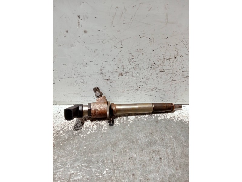 Recambio de inyector para peugeot 607 (s2) referencia OEM IAM 5U3Q9K546AA  SIEMENS