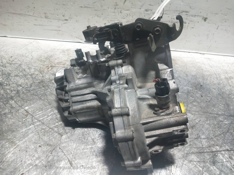 Recambio de caja cambios para hyundai elantra (xd) 1.6 16v cat referencia OEM IAM J11873 923958 