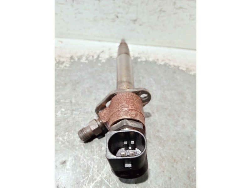 Recambio de inyector para peugeot 607 (s2) referencia OEM IAM 5U3Q9K546AA  SIEMENS