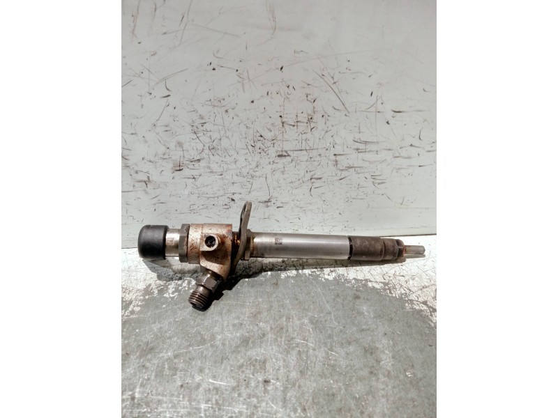Recambio de inyector para peugeot 607 (s2) referencia OEM IAM 5U3Q9K546AA  SIEMENS