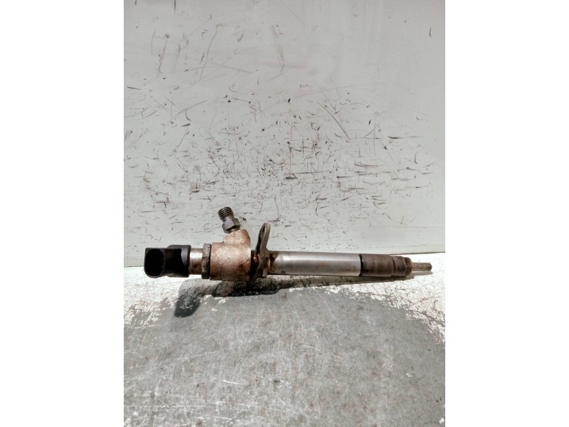 Recambio de inyector para peugeot 607 (s2) referencia OEM IAM 5U3Q9K546AA  SIEMENS