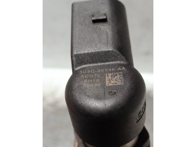 Recambio de inyector para peugeot 607 (s2) referencia OEM IAM 5U3Q9K546AA  SIEMENS