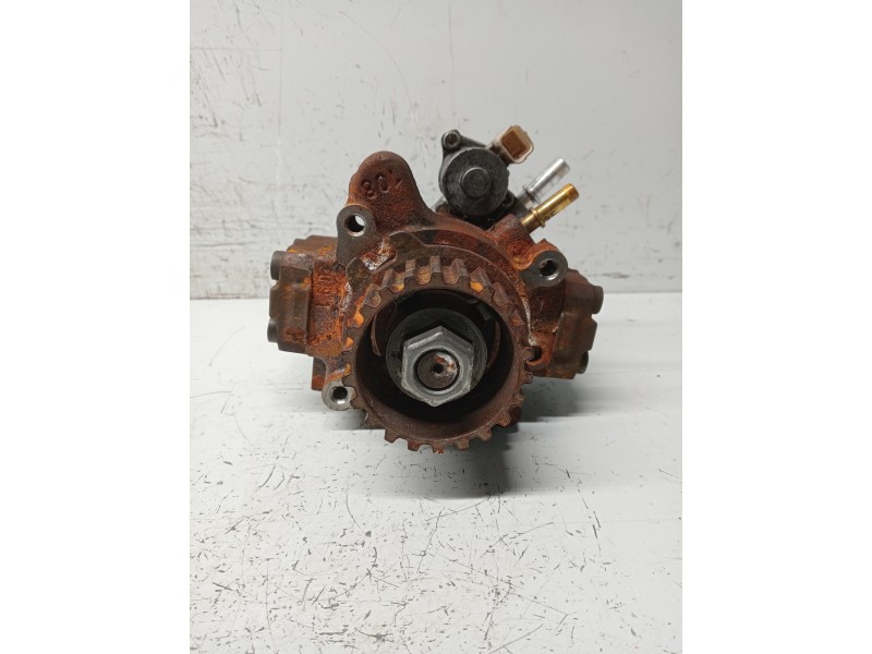 Recambio de bomba inyeccion para citroen c4 picasso referencia OEM IAM A2C53381555 5WS40894 9672605380