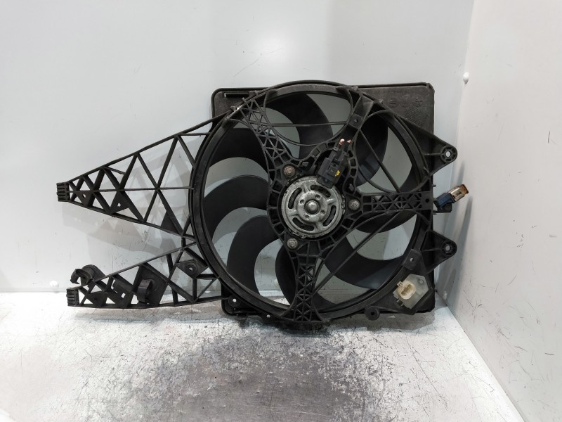 Recambio de electroventilador para alfa romeo mito (145) referencia OEM IAM 871300600  