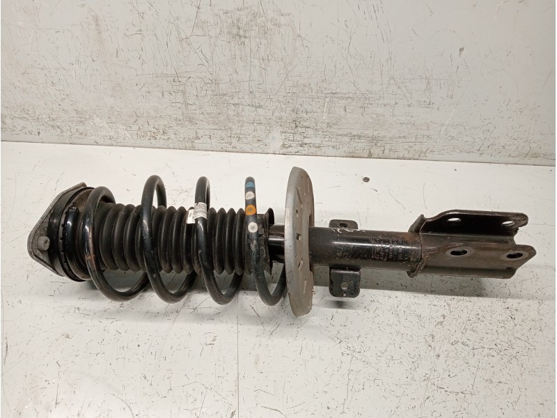 Recambio de amortiguador delantero derecho para citroen c4 picasso referencia OEM IAM 9810539780  