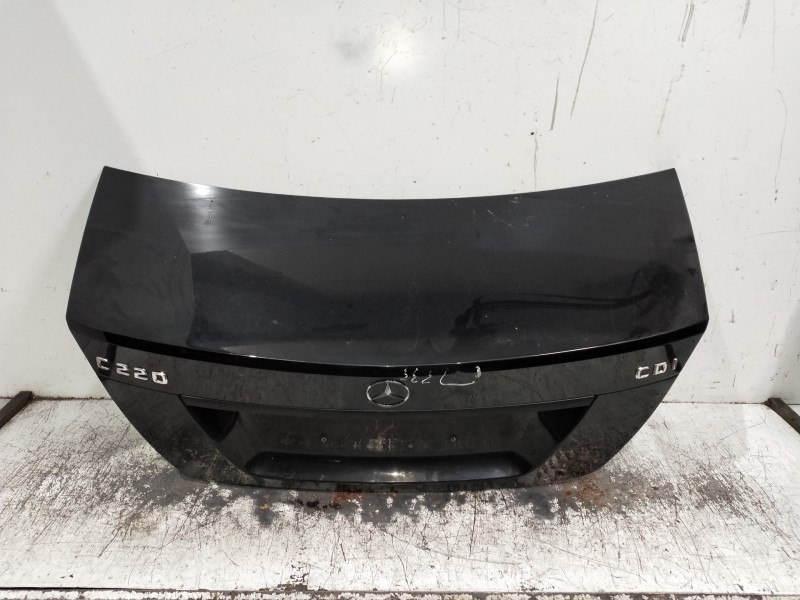 Recambio de tapa maletero para mercedes clase c (w204) berlina referencia OEM IAM   4P