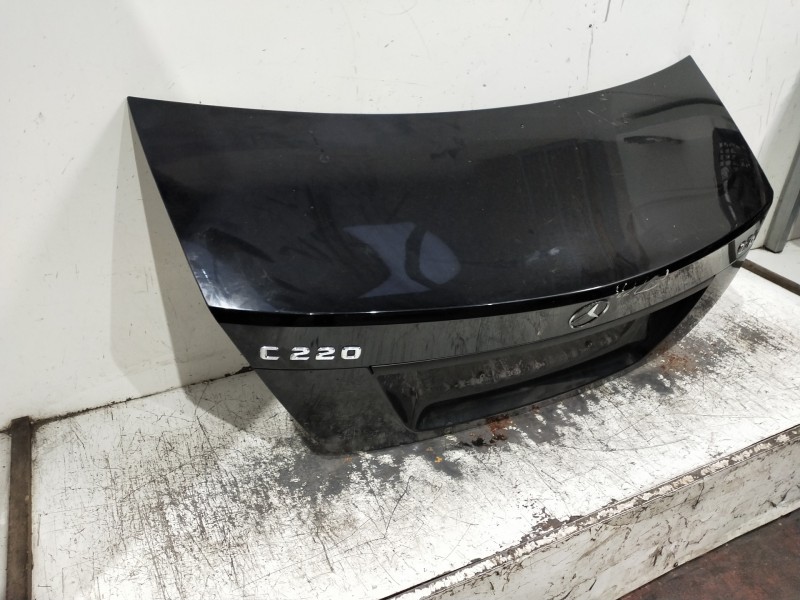 Recambio de tapa maletero para mercedes clase c (w204) berlina referencia OEM IAM   4P
