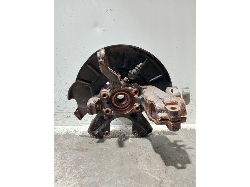 Recambio de mangueta delantera izquierda para volkswagen golf vi variant (aj5) advance referencia OEM IAM 1K0615311  