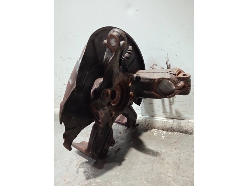 Recambio de mangueta delantera izquierda para volkswagen golf vi variant (aj5) advance referencia OEM IAM 1K0615311  