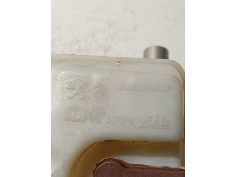 Recambio de bomba freno para citroen c4 picasso referencia OEM IAM 03350890841  