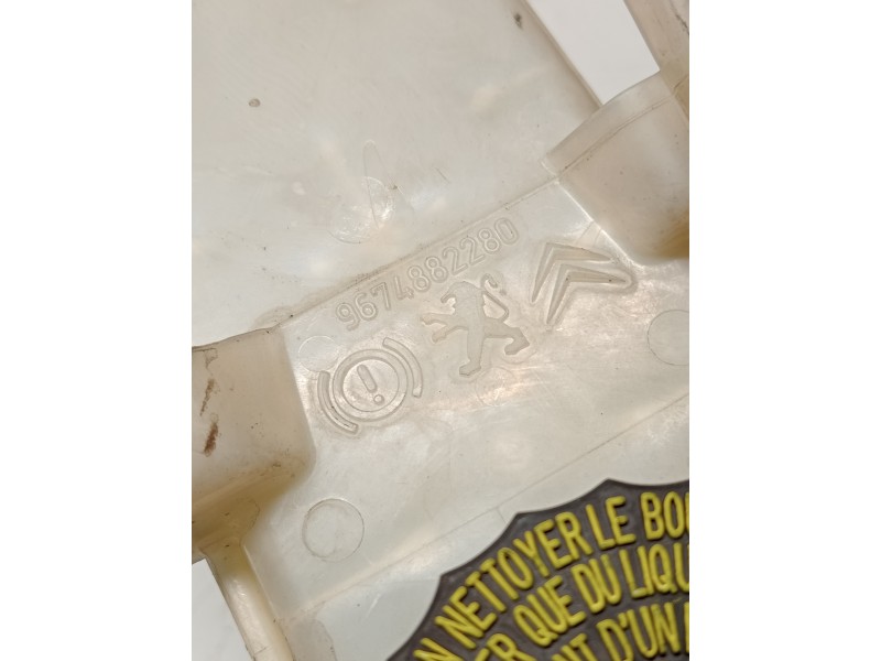 Recambio de bomba freno para citroen c4 picasso referencia OEM IAM 03350890841  