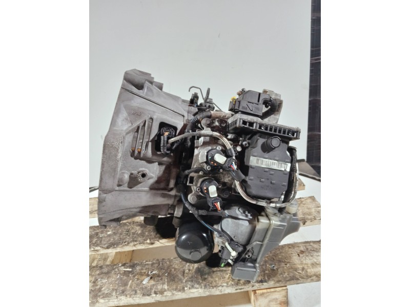 Recambio de caja cambios para citroen c4 picasso referencia OEM IAM 20DP28 2345803 AUTOMATICO