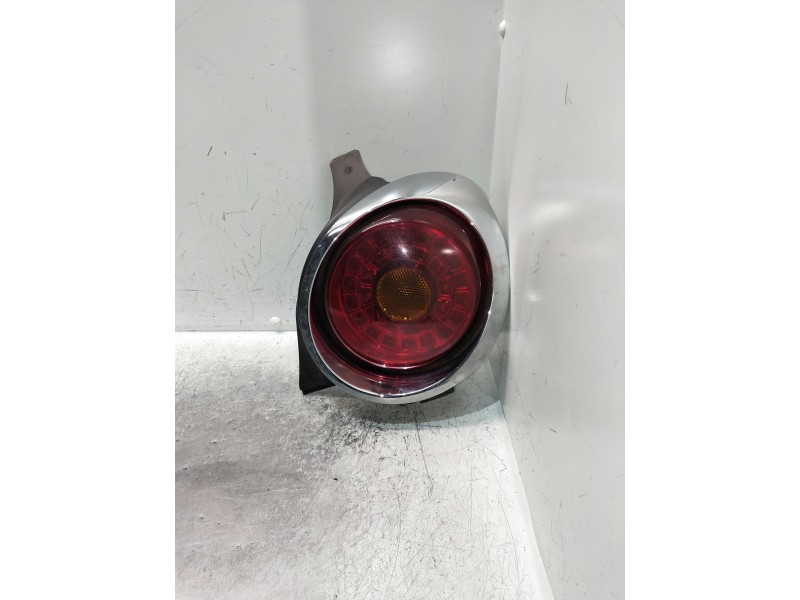 Recambio de piloto trasero derecho para alfa romeo mito (145) referencia OEM IAM 156085852  