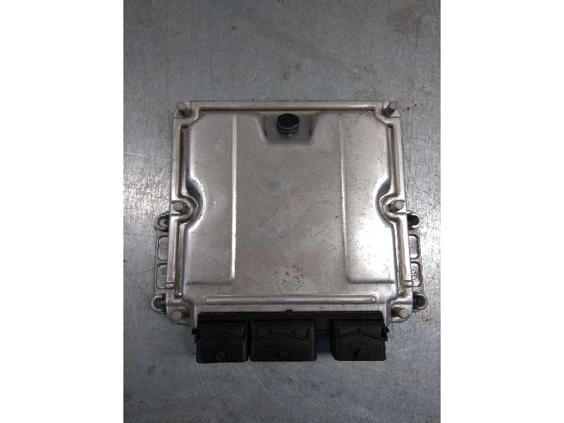 Recambio de centralita motor uce para peugeot 307 (s1) xr referencia OEM IAM 0281012140 9658372980 EDC15C2 63 1938LC