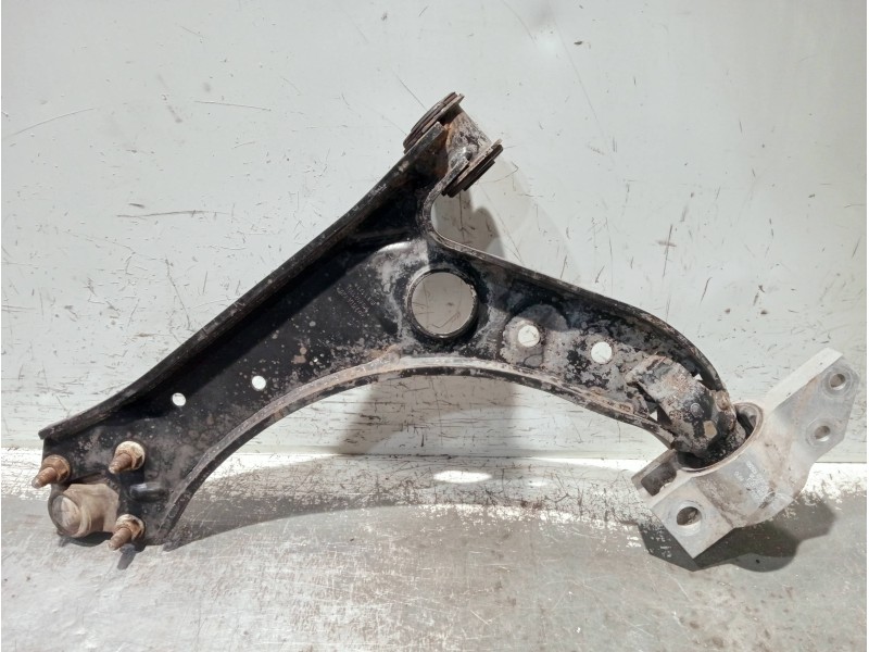 Recambio de brazo suspension inferior delantero derecho para volkswagen golf vi variant (aj5) advance referencia OEM IAM 1K04071
