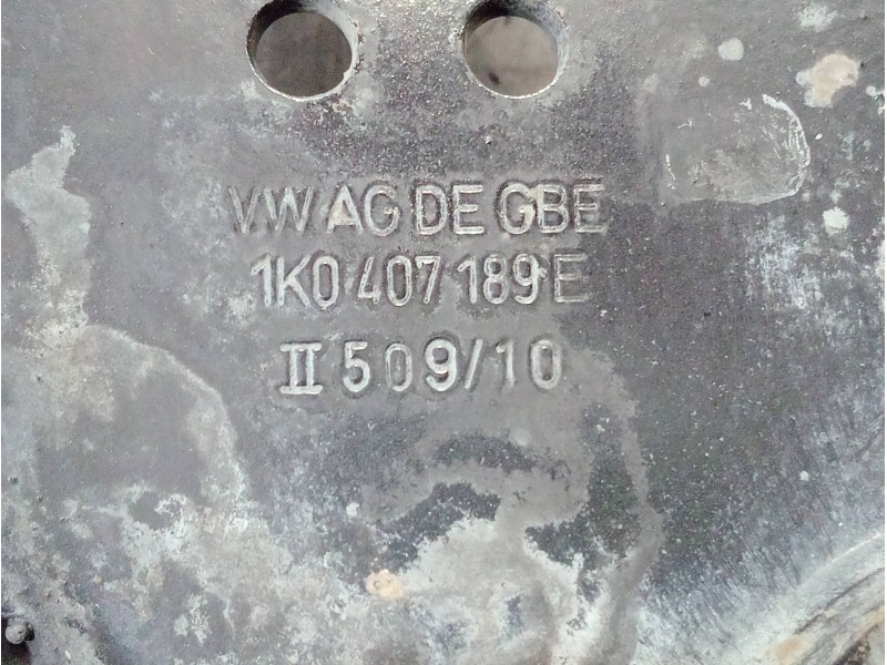 Recambio de brazo suspension inferior delantero izquierdo para volkswagen golf vi variant (aj5) advance referencia OEM IAM 1K040