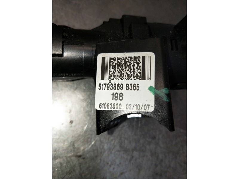 Recambio de conmutador de arranque para fiat bravo (198) referencia OEM IAM 51793869 61083600 