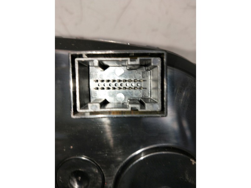 Recambio de cuadro instrumentos para fiat bravo (198) referencia OEM IAM 51761174  