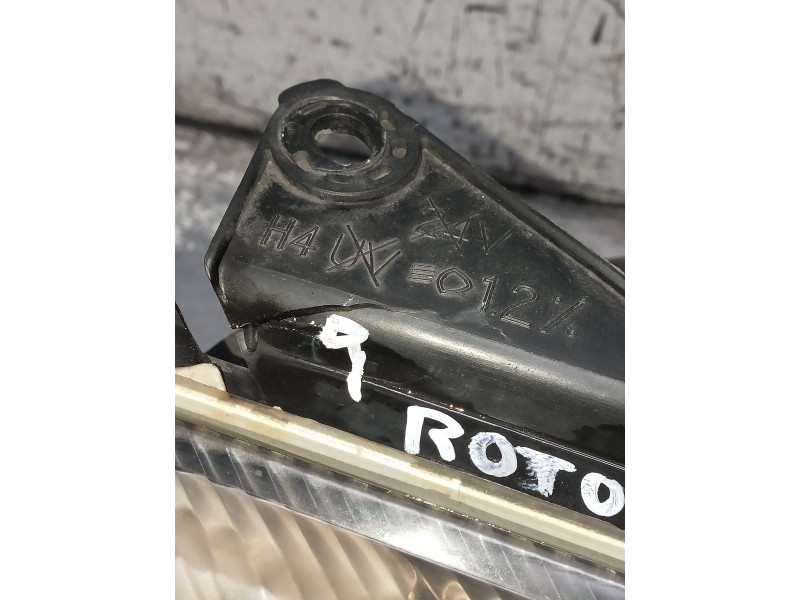 Recambio de faro derecho para peugeot 206 berlina referencia OEM IAM 9632689280  